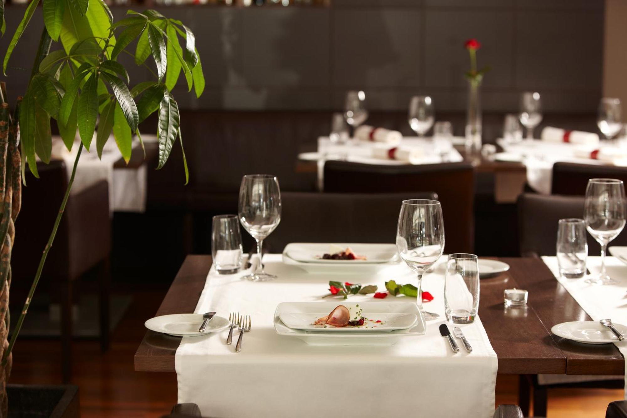 Hotel Restaurant Roessli Бад-Рагац Екстер'єр фото